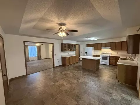 Other - 807 E 16th St, Mountain Grove, MO 65711 photo 2 of 9