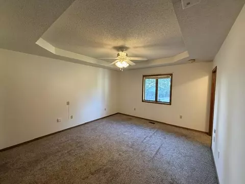Bedroom - 807 E 16th St, Mountain Grove, MO 65711 photo 6 of 6