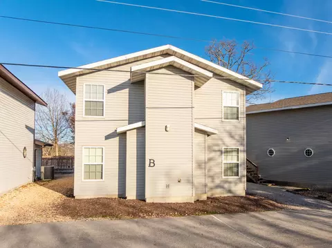 Exterior - 52 Timber Oaks Trl #B, Branson, MO 65616 photo 3 of 8