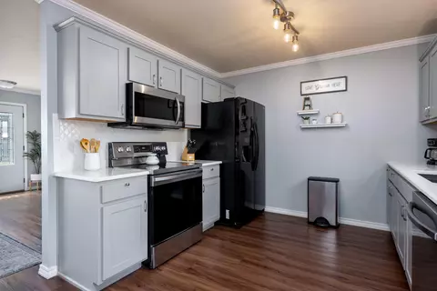 Kitchen - 421 Highpoints Rdg, Branson, MO 65616 photo 1 of 3