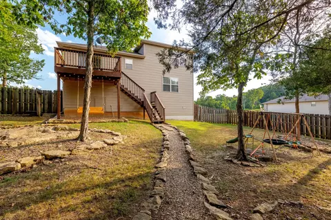 Exterior - 421 Highpoints Rdg, Branson, MO 65616 photo 7 of 10