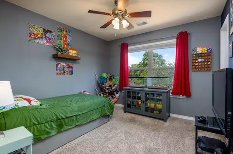 Bedroom - 421 Highpoints Rdg, Branson, MO 65616 photo 4 of 6