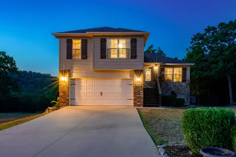 Exterior - 421 Highpoints Rdg, Branson, MO 65616 photo 3 of 10