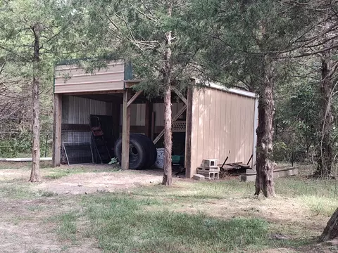 Exterior - 2373 E 540th Rd, Buffalo, MO 65622 photo 13 of 19