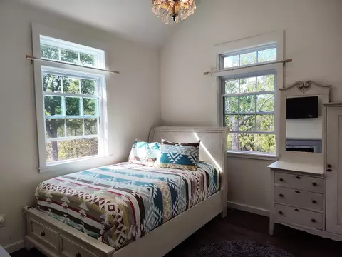 Bedroom - 2373 E 540th Rd, Buffalo, MO 65622 photo 5 of 5
