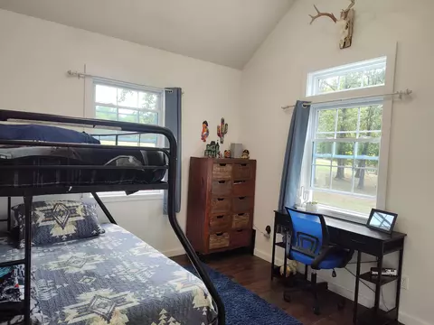 Bedroom - 2373 E 540th Rd, Buffalo, MO 65622 photo 4 of 5
