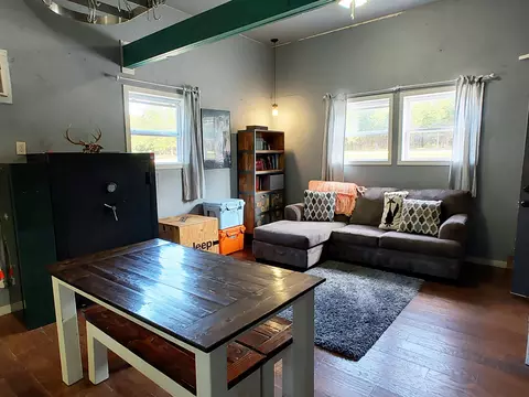 Living - 2373 E 540th Rd, Buffalo, MO 65622 photo 6 of 8