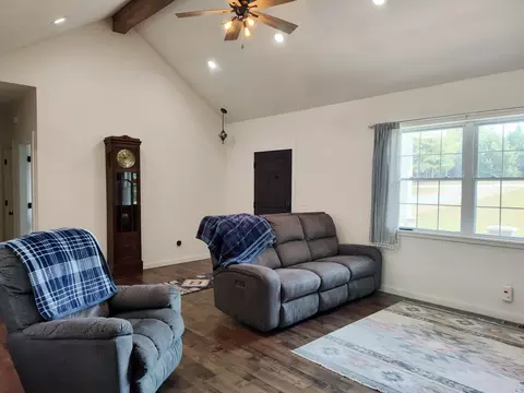 Living - 2373 E 540th Rd, Buffalo, MO 65622 photo 4 of 8