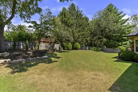 Exterior - 4039 E Melody Ln, Springfield, MO 65809 photo 8 of 9