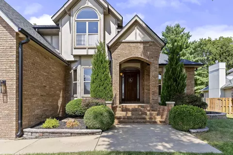 Exterior - 4039 E Melody Ln, Springfield, MO 65809 photo 3 of 9