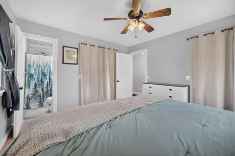 Bedroom - 1938 Dark Valley Rd, Marshfield, MO 65706 photo 2 of 7