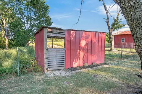 Exterior - 1938 Dark Valley Rd, Marshfield, MO 65706 photo 6 of 11