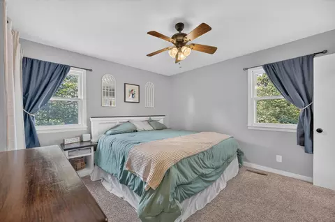 Bedroom - 1938 Dark Valley Rd, Marshfield, MO 65706 photo 1 of 7