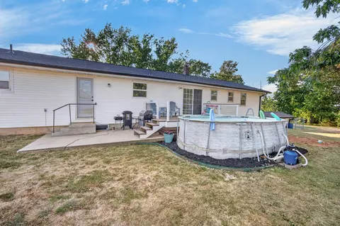 Exterior - 1938 Dark Valley Rd, Marshfield, MO 65706 photo 5 of 11