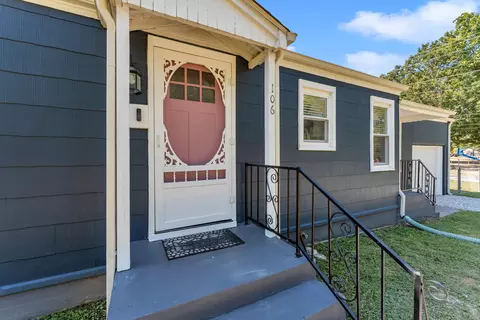 Exterior - 106 E Mount Vernon Rd, Billings, MO 65610 photo 5 of 9