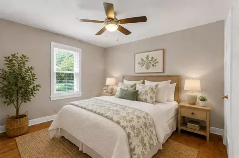 Bedroom - 106 E Mount Vernon Rd, Billings, MO 65610 photo 4 of 6
