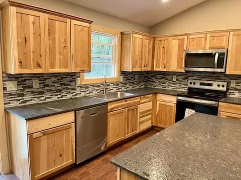 Kitchen - 353 S Millwood St, Shell Knob, MO 65747 photo 3 of 3