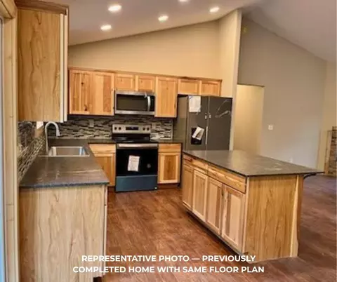 Kitchen - 353 S Millwood St, Shell Knob, MO 65747 photo 2 of 2