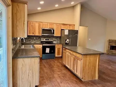 Kitchen - 353 S Millwood St, Shell Knob, MO 65747 photo 2 of 3