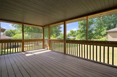 Exterior - 4009 S Cutler Ct, Springfield, MO 65807 photo 5 of 8