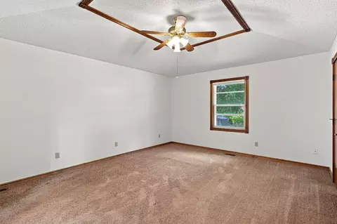 Bedroom - 4009 S Cutler Ct, Springfield, MO 65807 photo 1 of 6