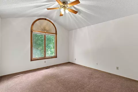 Bedroom - 4009 S Cutler Ct, Springfield, MO 65807 photo 4 of 6