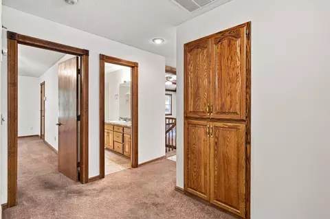 Entry Way - 4009 S Cutler Ct, Springfield, MO 65807 photo 2 of 2