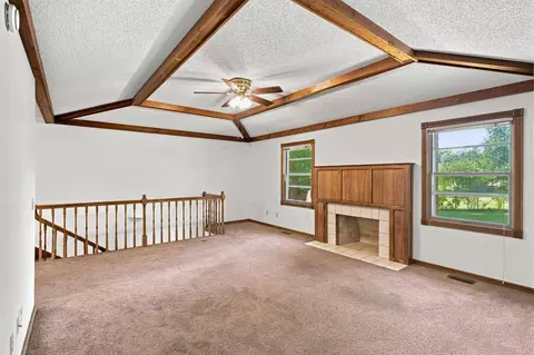 Living - 4009 S Cutler Ct, Springfield, MO 65807 photo 4 of 7