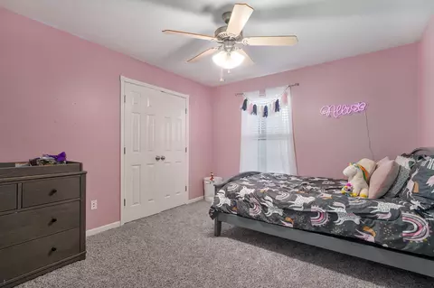 Bedroom - 3032 W Grandview St, Springfield, MO 65803 photo 3 of 4
