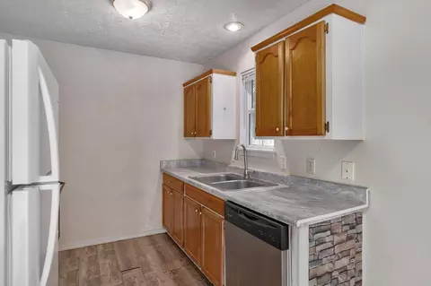 Kitchen - 322 N Westport Ave, Springfield, MO 65802 photo 1 of 2
