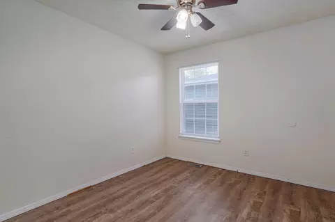 Bedroom - 322 N Westport Ave, Springfield, MO 65802 photo 2 of 3