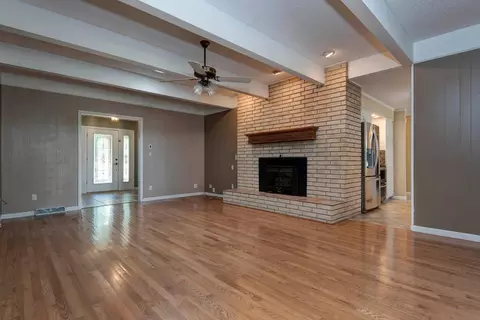 Living - 3451 E Carol Dr, Springfield, MO 65809 photo 3 of 9