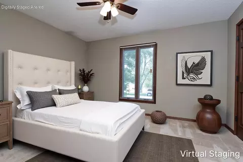 Bedroom - 3451 E Carol Dr, Springfield, MO 65809 photo 2 of 6