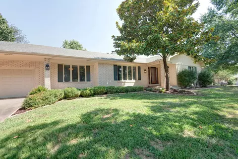 Exterior - 3451 E Carol Dr, Springfield, MO 65809 photo 2 of 9