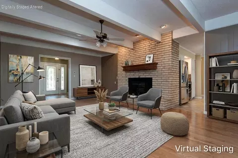 Living - 3451 E Carol Dr, Springfield, MO 65809 photo 1 of 9