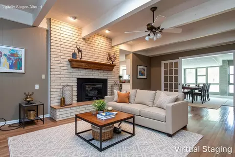 Living - 3451 E Carol Dr, Springfield, MO 65809 photo 2 of 9