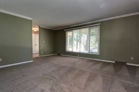 Living - 3451 E Carol Dr, Springfield, MO 65809 photo 7 of 9