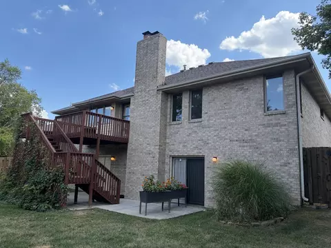 Exterior - 1099 E Nottingham Ln, Springfield, MO 65810 photo 5 of 12