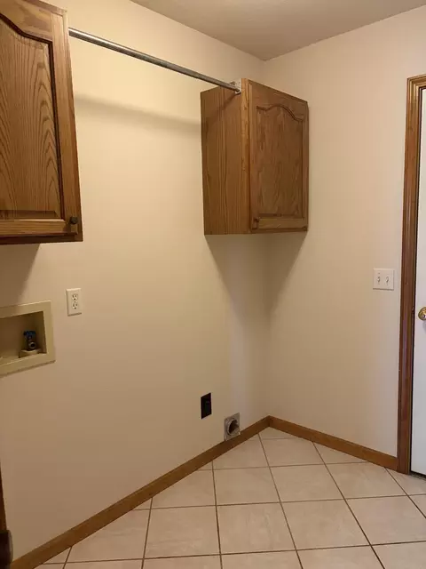 Other - 1099 E Nottingham Ln, Springfield, MO 65810 photo 4 of 8