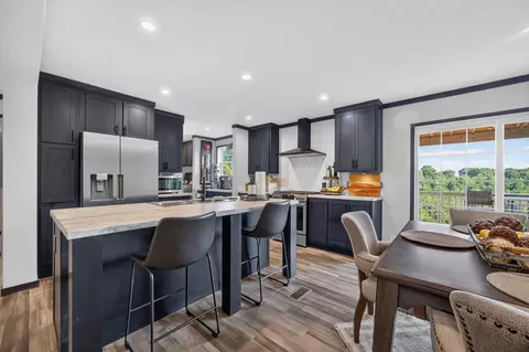 Kitchen - 75 Moark Ln, Lampe, MO 65681 photo 2 of 4