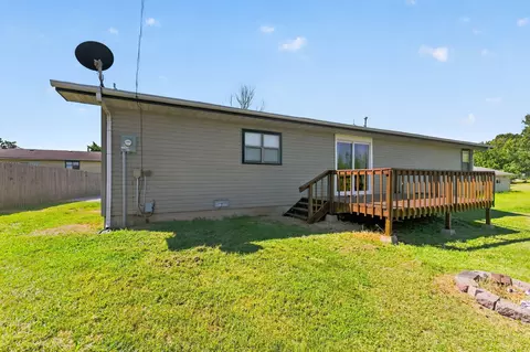 Exterior - 813 Kentucky Rd, Ozark, MO 65721 photo 8 of 11