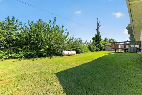 Exterior - 813 Kentucky Rd, Ozark, MO 65721 photo 10 of 11