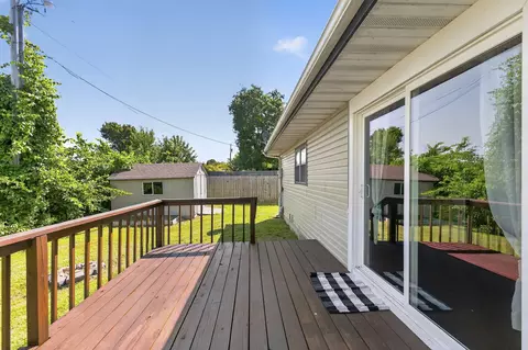 Exterior - 813 Kentucky Rd, Ozark, MO 65721 photo 5 of 11