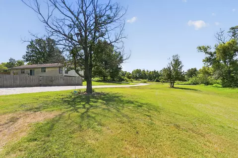 Exterior - 813 Kentucky Rd, Ozark, MO 65721 photo 11 of 11