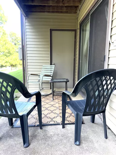 Exterior - 148 Lake Club Rd #3, Branson, MO 65616 photo 9 of 11
