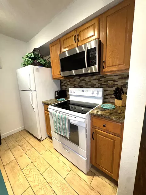 Kitchen - 148 Lake Club Rd #3, Branson, MO 65616 photo 2 of 3