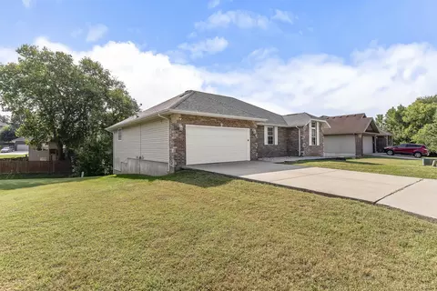 Exterior - 2308 S 13th St, Ozark, MO 65721 photo 2 of 7