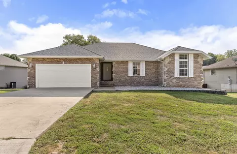 Exterior - 2308 S 13th St, Ozark, MO 65721 photo 1 of 7