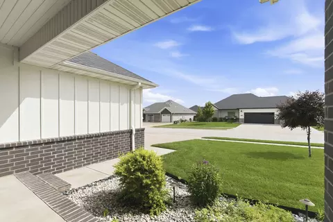 Exterior - 4177 Siena Ave, Ozark, MO 65721 photo 4 of 8