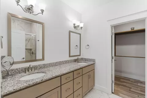 Bath - 4177 Siena Ave, Ozark, MO 65721 photo 1 of 3